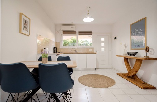 Kavos Apartment | Apartment 'Superior Type B' with Shared Terrace, Wi-Fi and Air Conditioning