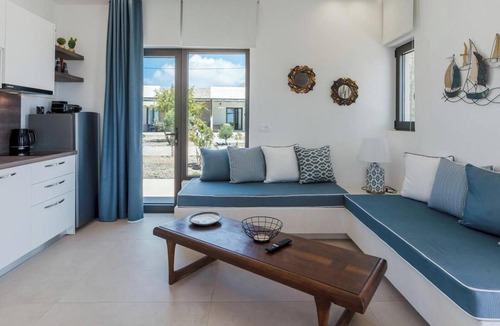 Agios Georgios House | Apartment “Villa Kalavria” – Luxurious Villa with Sea View, Wi-Fi & Air Conditioning