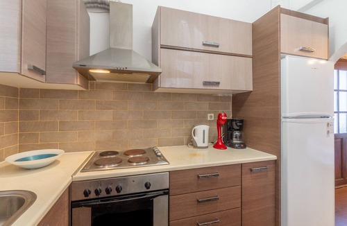 Sidari Apartment | Apartment 'Villa Oasis' with Mountain View, Wi-Fi and Air Conditioning