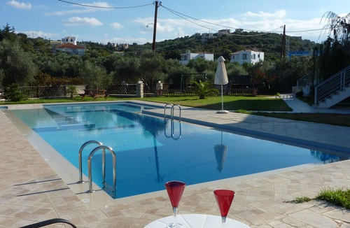 Almyrida Apartment | Apartment with shared pool only 400 meters from the beach