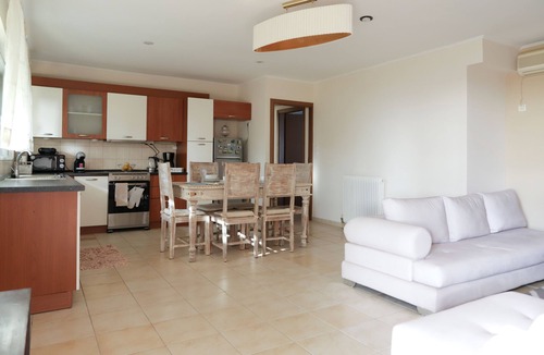 Spata-Artemida Apartment | Appartment 10 minutes from ATH airport, 5 minutes from beach