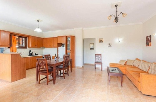 Zakynthos Villa | Appealing Family Villa, A/C, Private Pool & Garden - Quiet Area 10mins from Zakynthos Town & Tsilivi