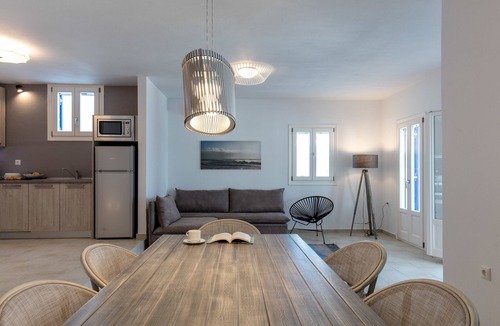 Mikri Vigla House | Apricot and Sea Luxury Villas