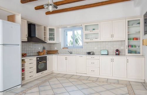 Paros Villa | Archipelagos Villas-Villa Antiparos for 10-13 persons with pool close to the sea