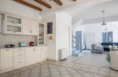Paros Villa | Archipelagos Villas-Villa Antiparos for 10-13 persons with pool close to the sea