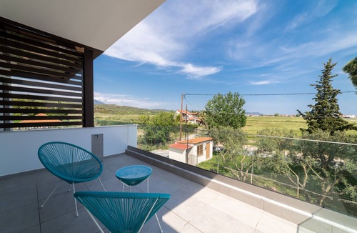 Paralia Ofryniou Villa | Argilos & Argilos Deluxe Residential Complexes-Two - Bedroom Duplex with Garden