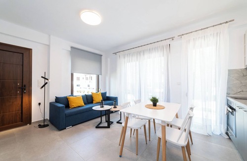 Paralia Ofryniou Villa | Argilos & Argilos Residential Complexes-Three - Bedroom Triplex with Garden