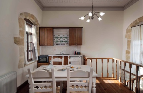 Archanes Apartment | Arhontiko Arhanes Dimitra Suite - Gem with Pool