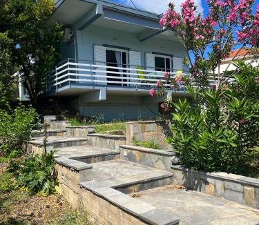 Nea Styra Apartment | Ariadni's home - With a sea view