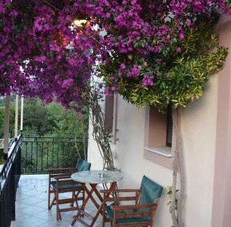 Frikes Apartment | Aristotelis Apartments