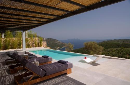 Fternon Villa | Armante Supreme Villas-Villa Ismini