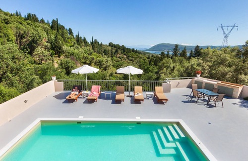 Kariotai Villa | Armonia View Villa with pool and amazing surrounding nature