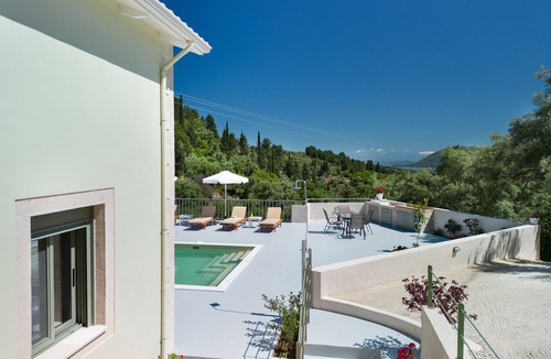 Kariotai Villa | Armonia View Villa with pool and amazing surrounding nature