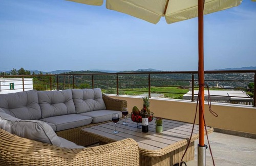Monolithos Villa | Arsithea Villa