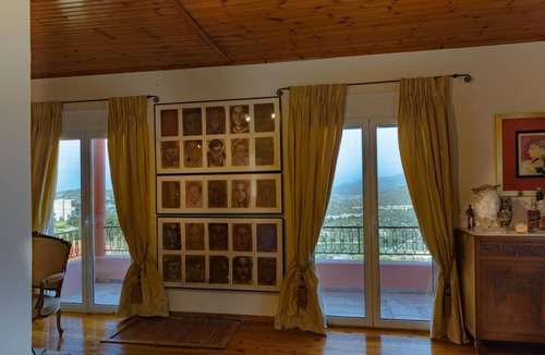 Kardhakata Villa | Art Gallery Villa Kefalonia Sea View and Breakfast