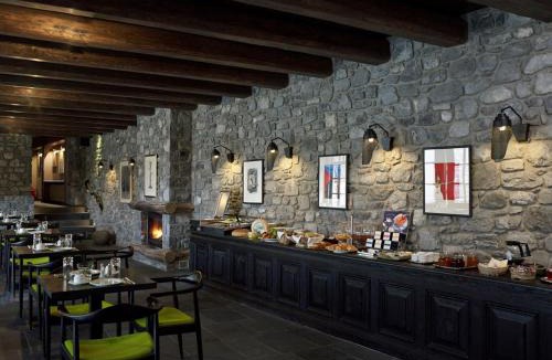 Vitina Hotel | Art Mainalon Hotel