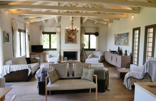 Artemida Villa | Art Villa Pelion