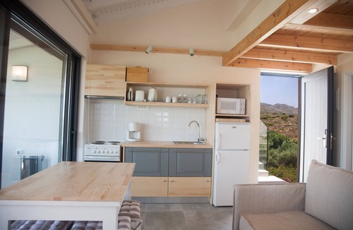 Stavros House | Artemis Village Apartments & Studios
