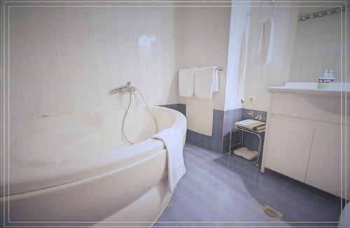 Komotini Hotel | Arxhontiko Chris & Eve