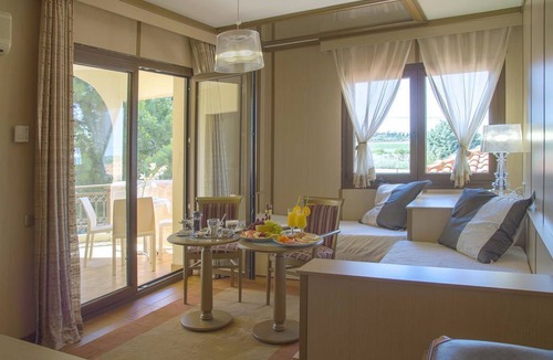 Komotini Hotel | Arxhontiko Chris & Eve