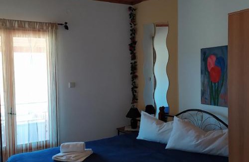 Ammoudia Apartment | Aspri Villa