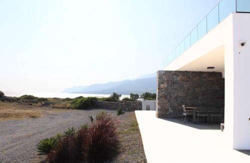 Fragkokastello Villa | Astrokastro Seaside Residence