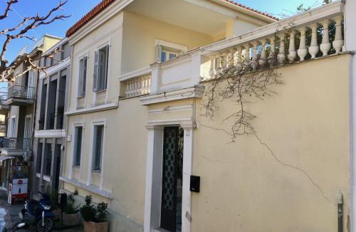 Plaka Apartment | Athens Authentic Elegance at Acropolis