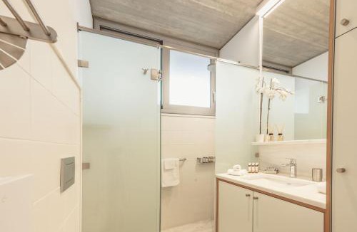 Pangrati Apartment | Athens BlueBuilding