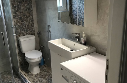 Aigaleo Apartment | Athens Cozy Corner Appartment