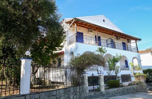 Kato Korakiana Apartment | Athina Apartments