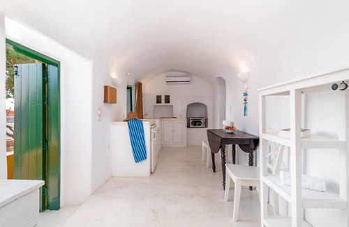 Halki Hotel | Atlantis Houses