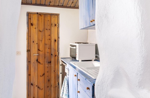 Halki Hotel | Atlantis Houses