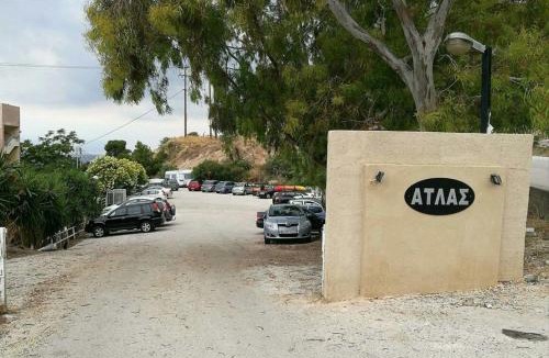 Loutraki-Agioi Theodoroi Apartment | Atlas Apartment with Private Beach and SeaView