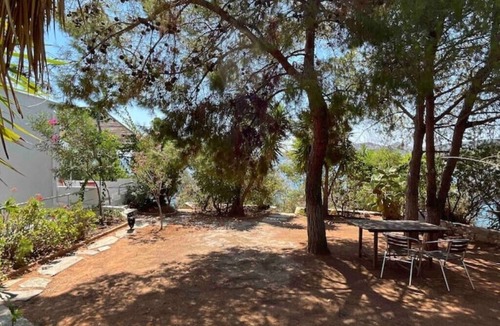 Daskalio Apartment | Attica Vacation Home