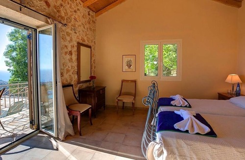 Skala Villa | Attractive Stone Villa, A/C, Private Infinity Pool, Idyllic Setting Above Skala - Amazing Sea Views!