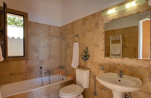 Skala Villa | Attractive Stone Villa, A/C, Private Infinity Pool, Idyllic Setting Above Skala - Amazing Sea Views!