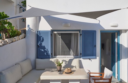 Piso Livadi Apartment | Aura | 1 Bedroom Apartment with Patio , Cleopatra Homes Paros