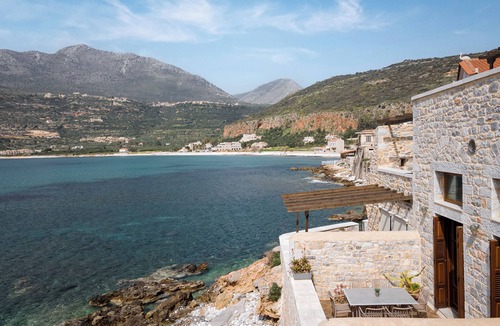 Neo Itilo Villa | Aura Seafront Villa, Bill & John Peloponnese