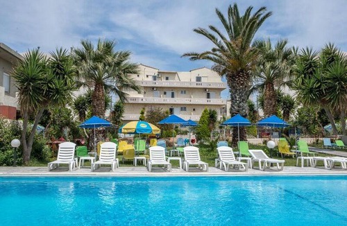 Agios Dimitrios Hotel | Australia Hotel
