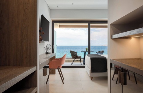 Korinthos Hotel | Avant Blue Boutique Hotel