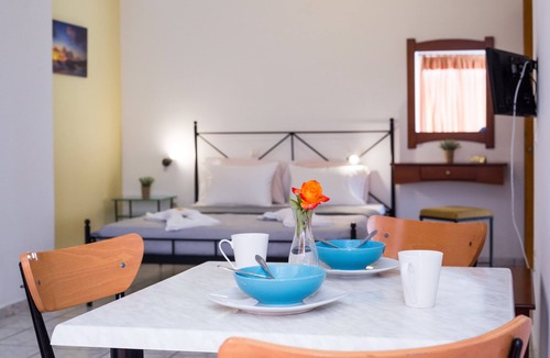 Platanos Hotel | Avenue Hotel