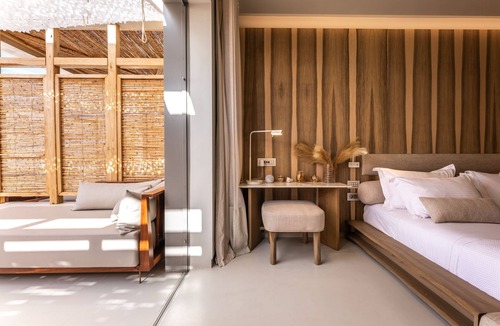 Agia Anna Hotel | Avgoustos Suites - Adults only
