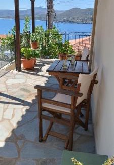 Pirgadikia Apartment | Avli Apartments