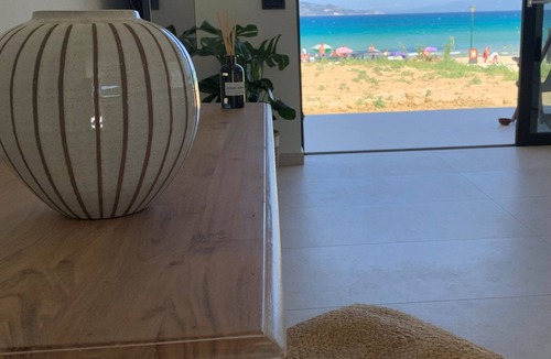 Alikanas Apartment | Ayïa suites - Beachfront apartment rentals