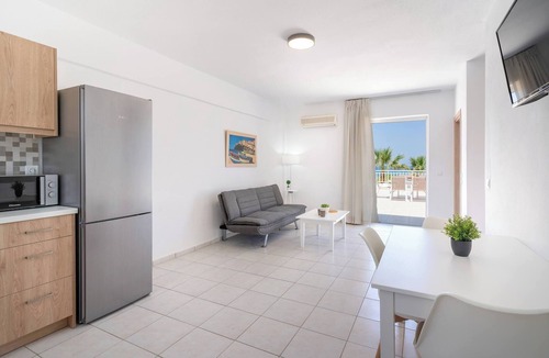 Rethymno Apartment | Azure Seaside Apt#5