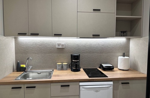 Archea Pissa Apartment | Bacchus