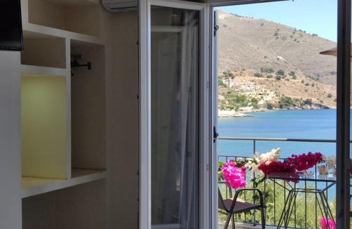 Agia Efimia Apartment | Ballas Apartments