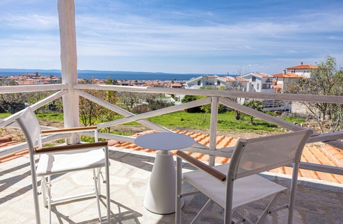 Nikita Villa | Barn Villa with private pool and garden