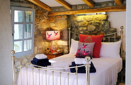 Myrina Apartment | Basil Room - Limnos Experience