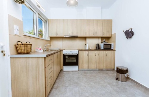 Drapanias Apartment | Beach front,quiet big apartment in western Crete pool + hot tub , bbq